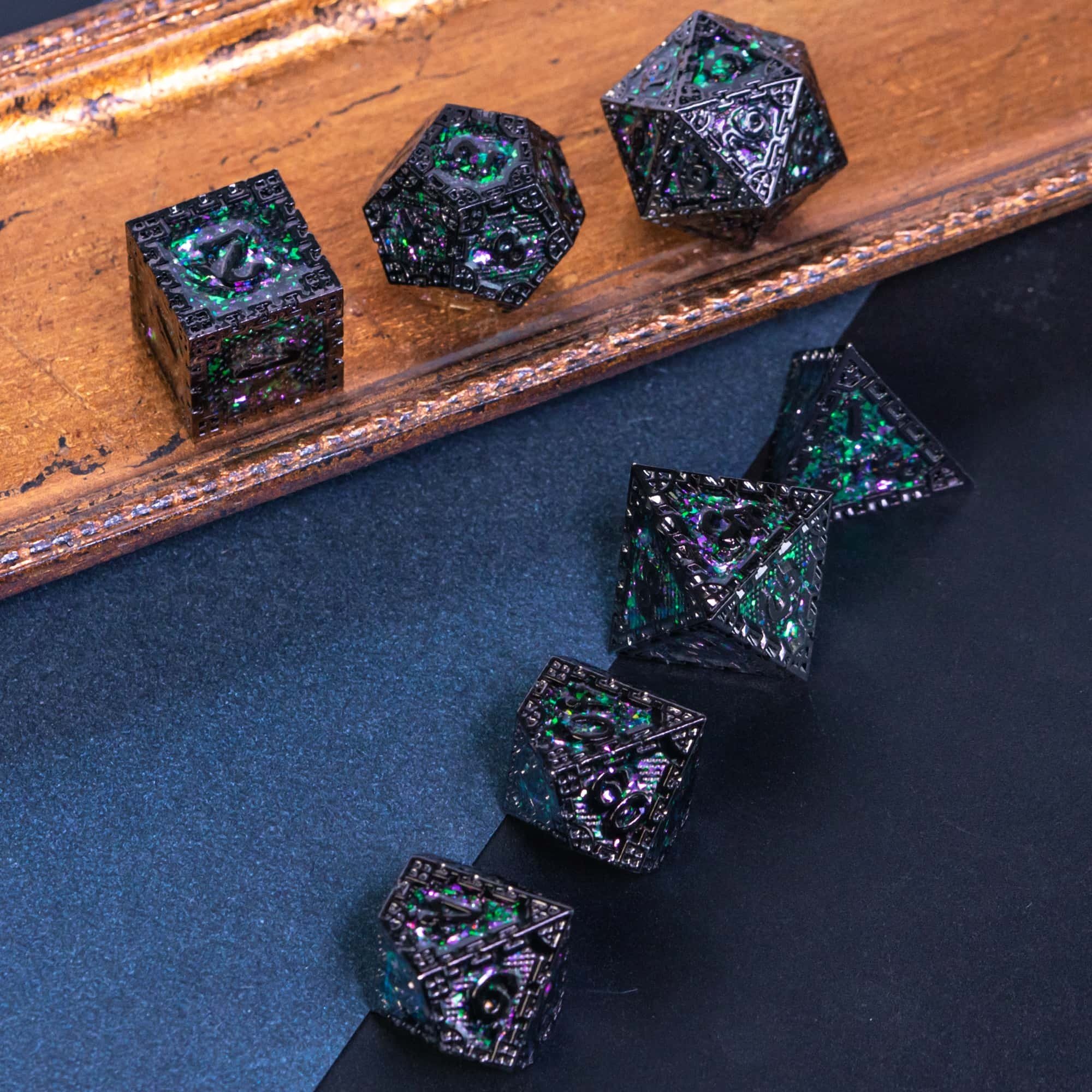 Udixi Polyhedral custom logo rpg dungeons and dragons metal dice game set Green
