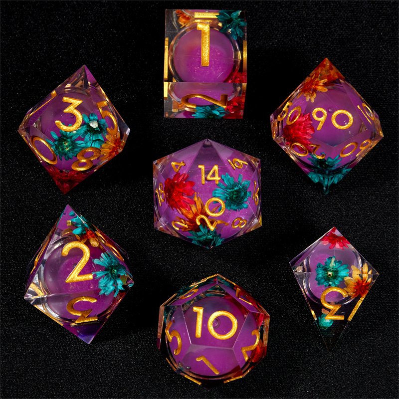 Customized polyhedral Dnd dice resin liquid core dice for dragon and dungeon tabletop games