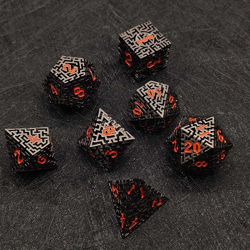 Manufacturer Price Hollow Mysterious Maze DND Metal Dice Set for Table Game