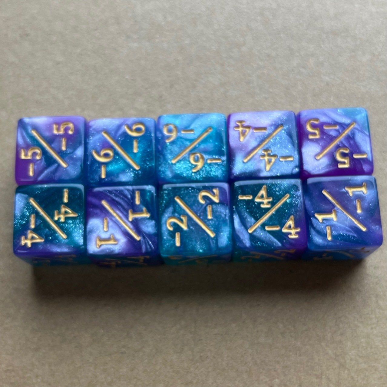 16 two-color stars plus minus symbols dice game props energy table game math preschool education