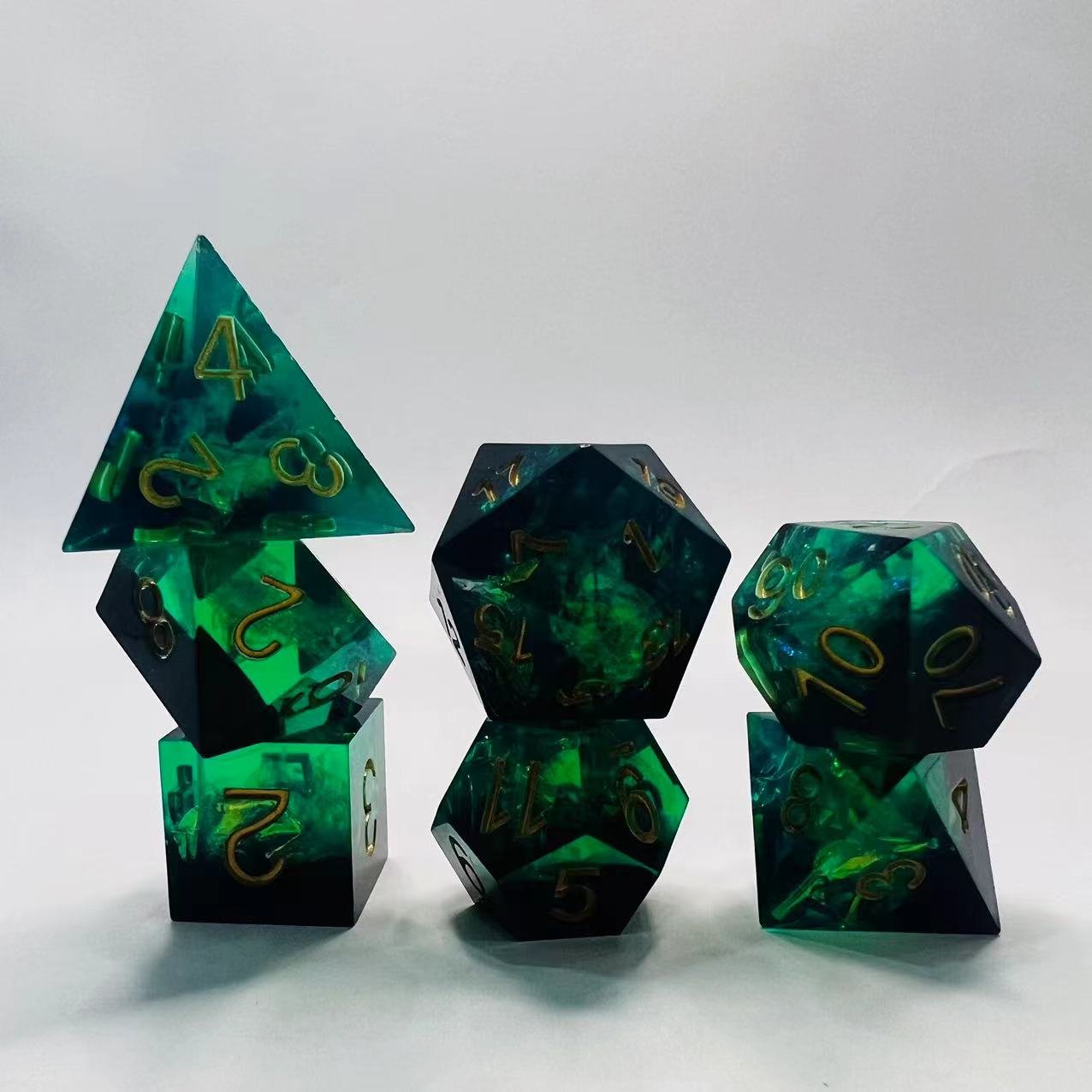 16Mm Polyhedral Handcrafted Tabletop Role Playing Games Bulk Plastic Dice Set Green And Black