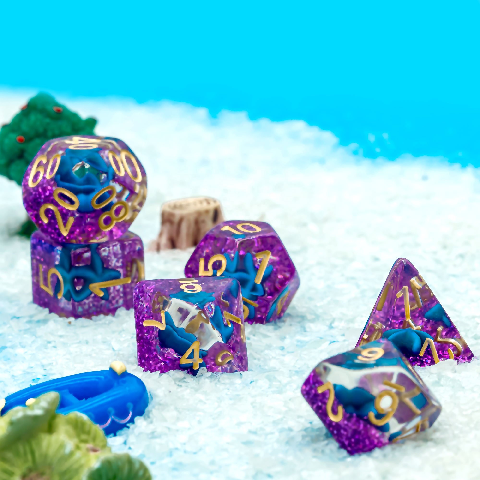 Udixi Polyhedral Resin RPG Dungeons and Dragons custom logo Glitter&Starfish Dice set