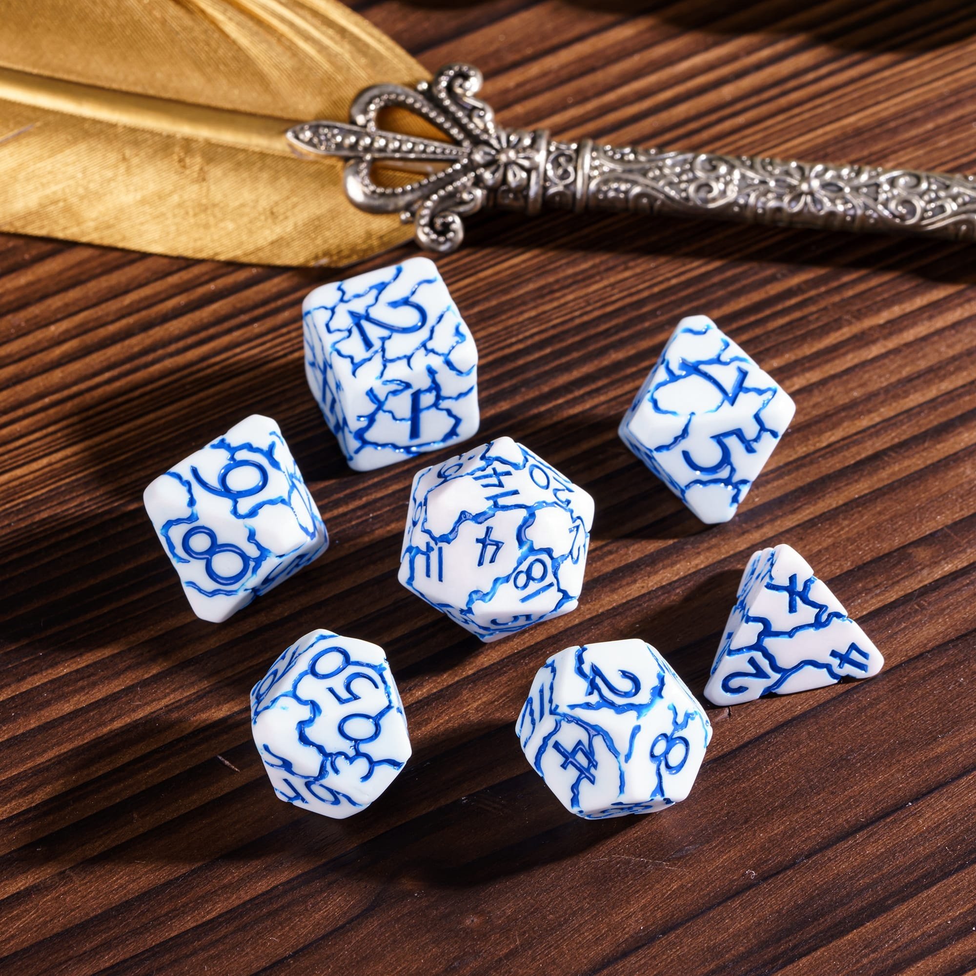 Udixi Plastic RPG Polyhedral Dungeons and Dragons d&d Resin custom logo crack white Dice Set