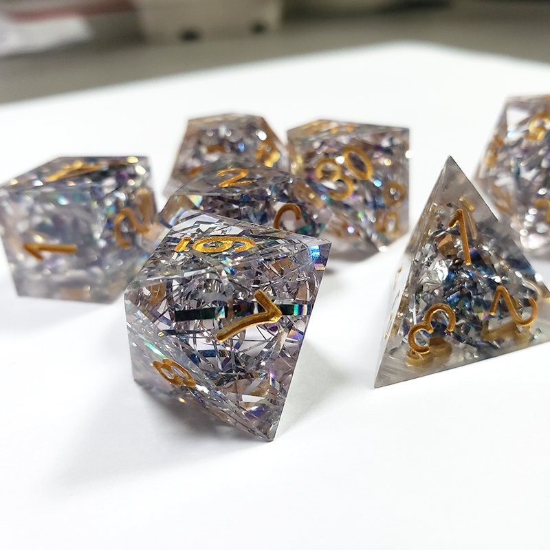Custom Engraved Logo Resin Dice Bulk Colored 16Mm Transparent Polyhedral Rpg Dnd Board Game Dice