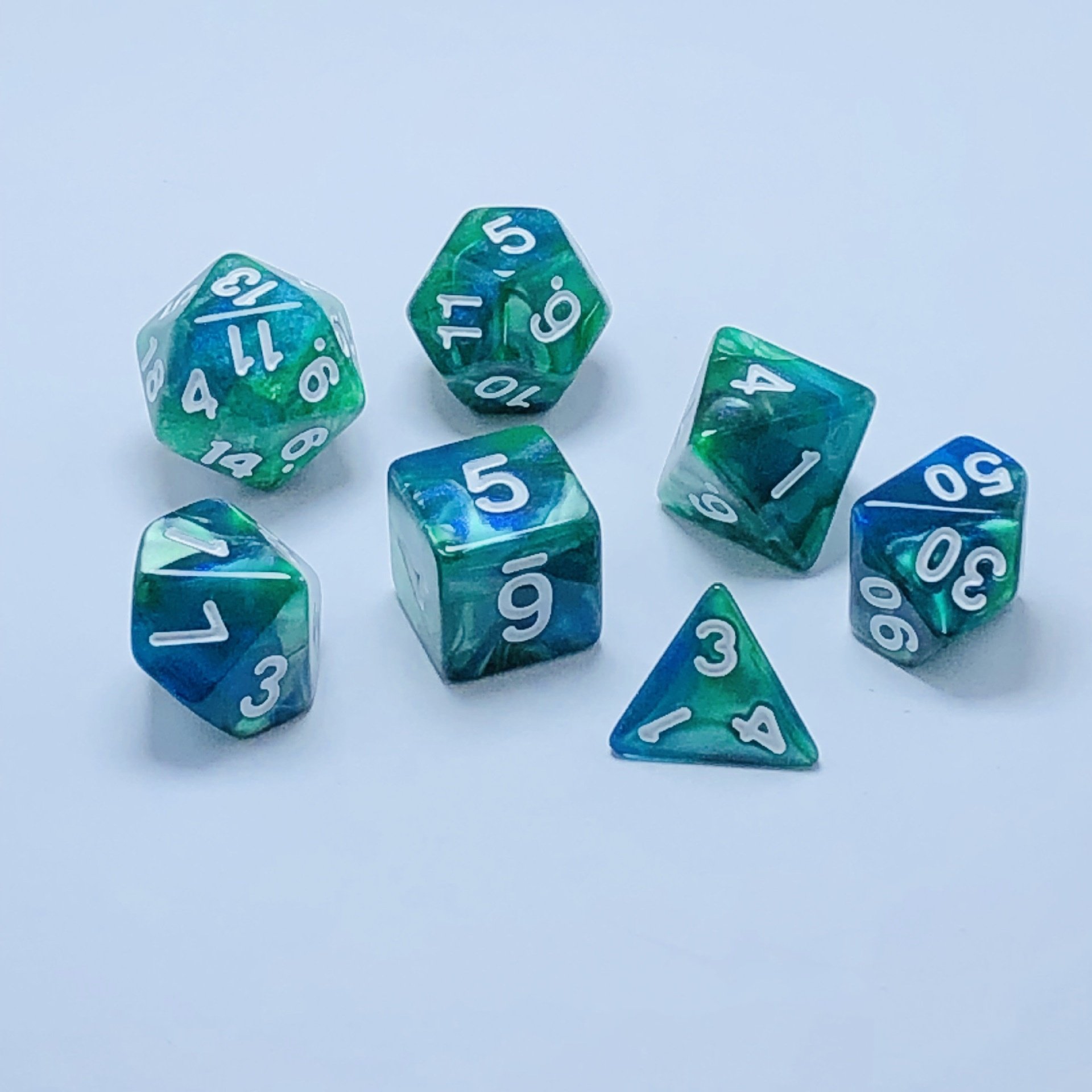 Factory wholesale Pearl d&d Polyhedral Dice Set, dungeons and dragons Table Games dnd Acrylic Dice