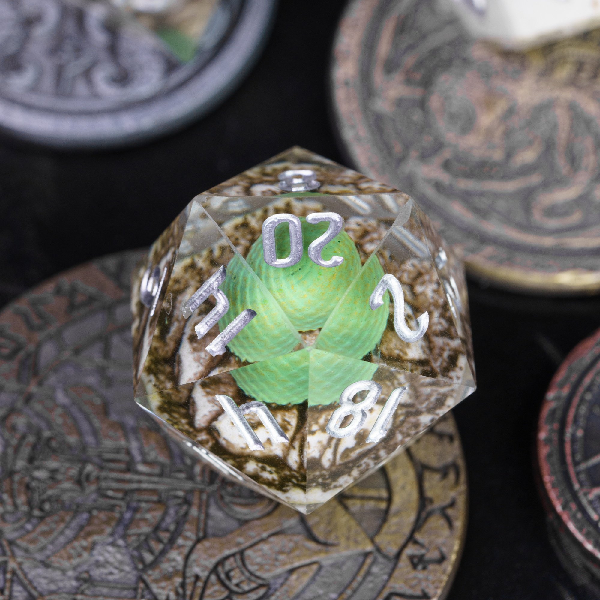 Udixi Polyhedral custom logo RPG custom Logo dungeons and dragons resin sharp edge sides dice sets cube Dragon Egg