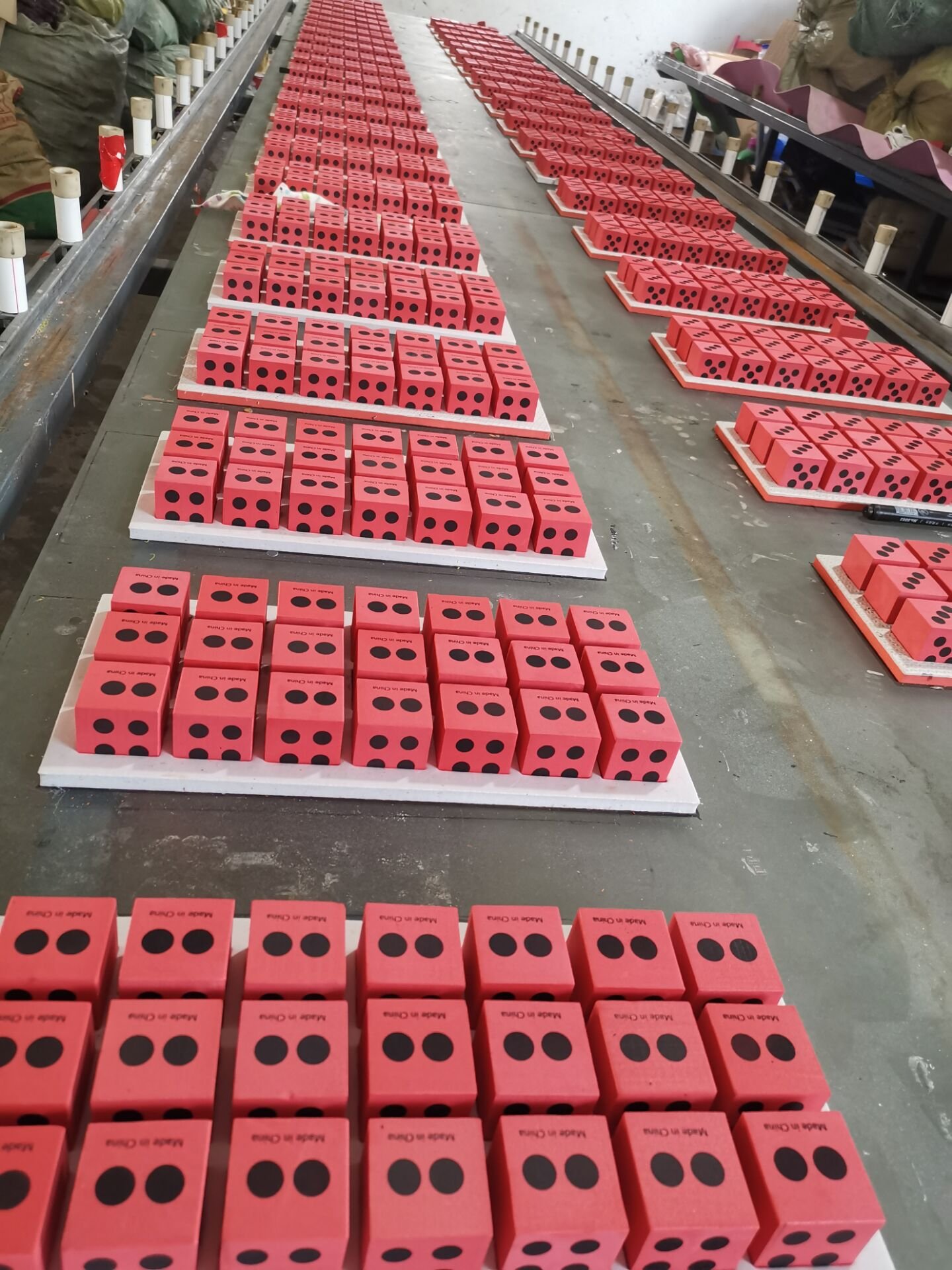 Wholesaler High quality 3.8 cm EVA foam dice Popular Exquisite workmanship Top quality game foam custom dice(24 pcs/pack)