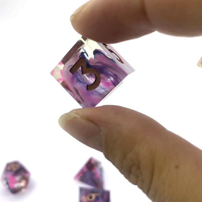 Handmade Polyhedron Resin Dice Set with Sharp Edges Custom Logo RPG Layered Dungeons Dragons Board Game Accessories for DND
