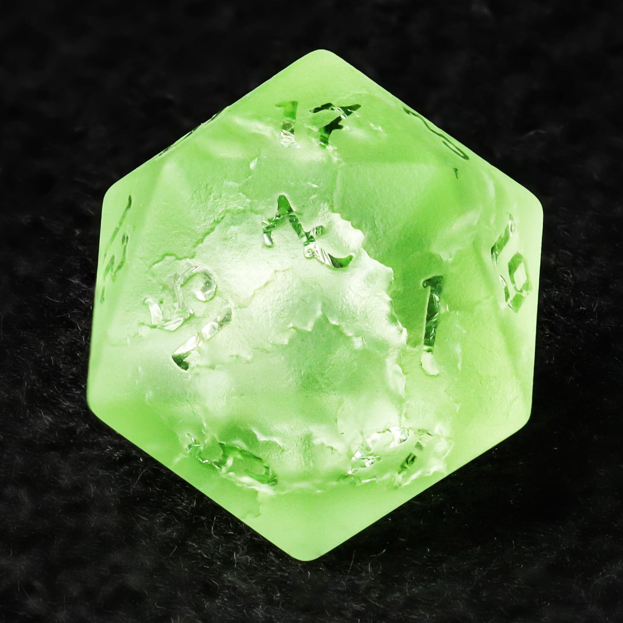 Dice Set Factory Wholesale Matte DND Gemstone Dice Set Green Cracked Crystal Dice