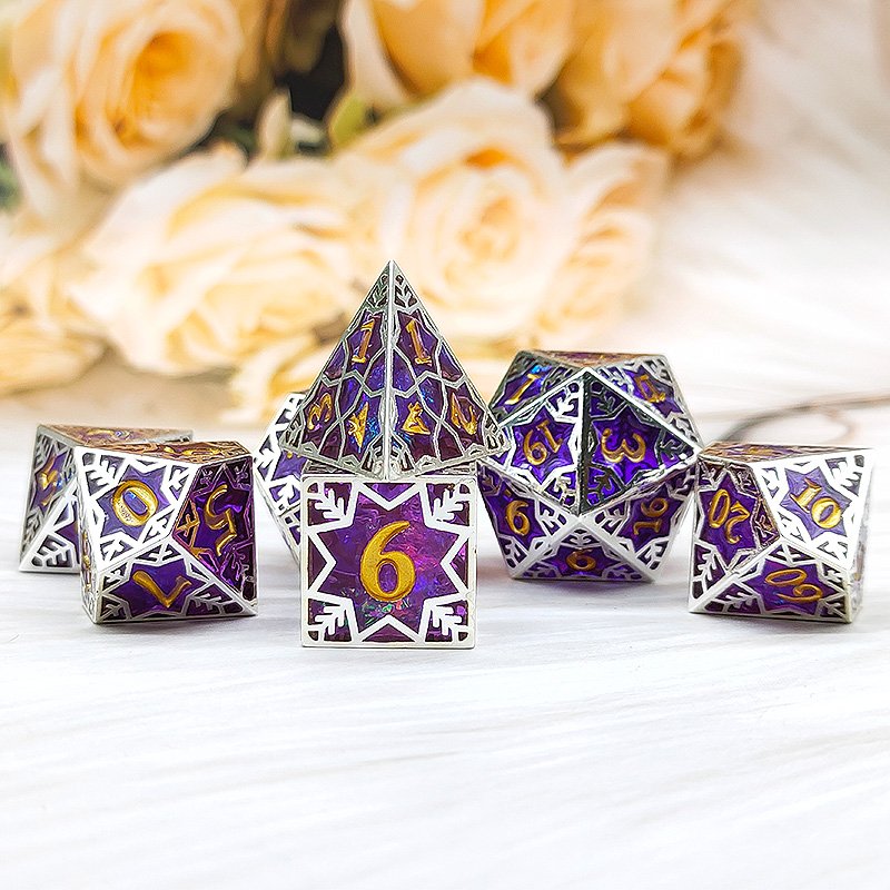 Resin + metal hollow dice flashing resin dice kit Unique design Snow dice D4, D6, D8, D10, D10%, D12, D20 RPG DNDdice
