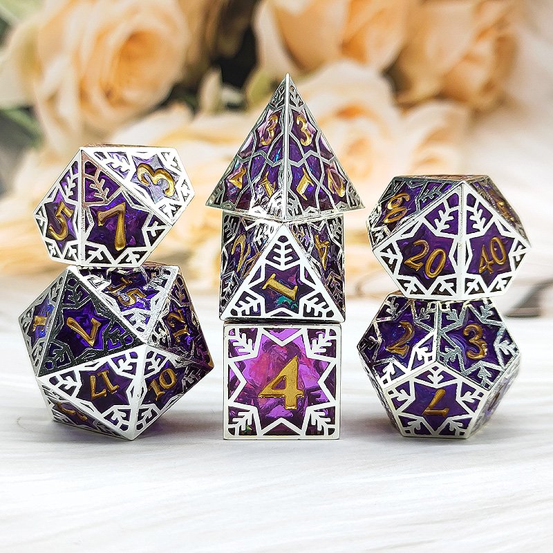 Resin + metal hollow dice flashing resin dice kit Unique design Snow dice D4, D6, D8, D10, D10%, D12, D20 RPG DNDdice