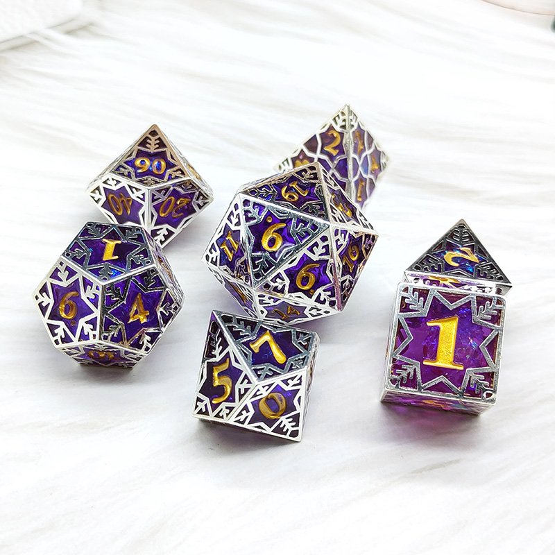 Resin + metal hollow dice flashing resin dice kit Unique design Snow dice D4, D6, D8, D10, D10%, D12, D20 RPG DNDdice
