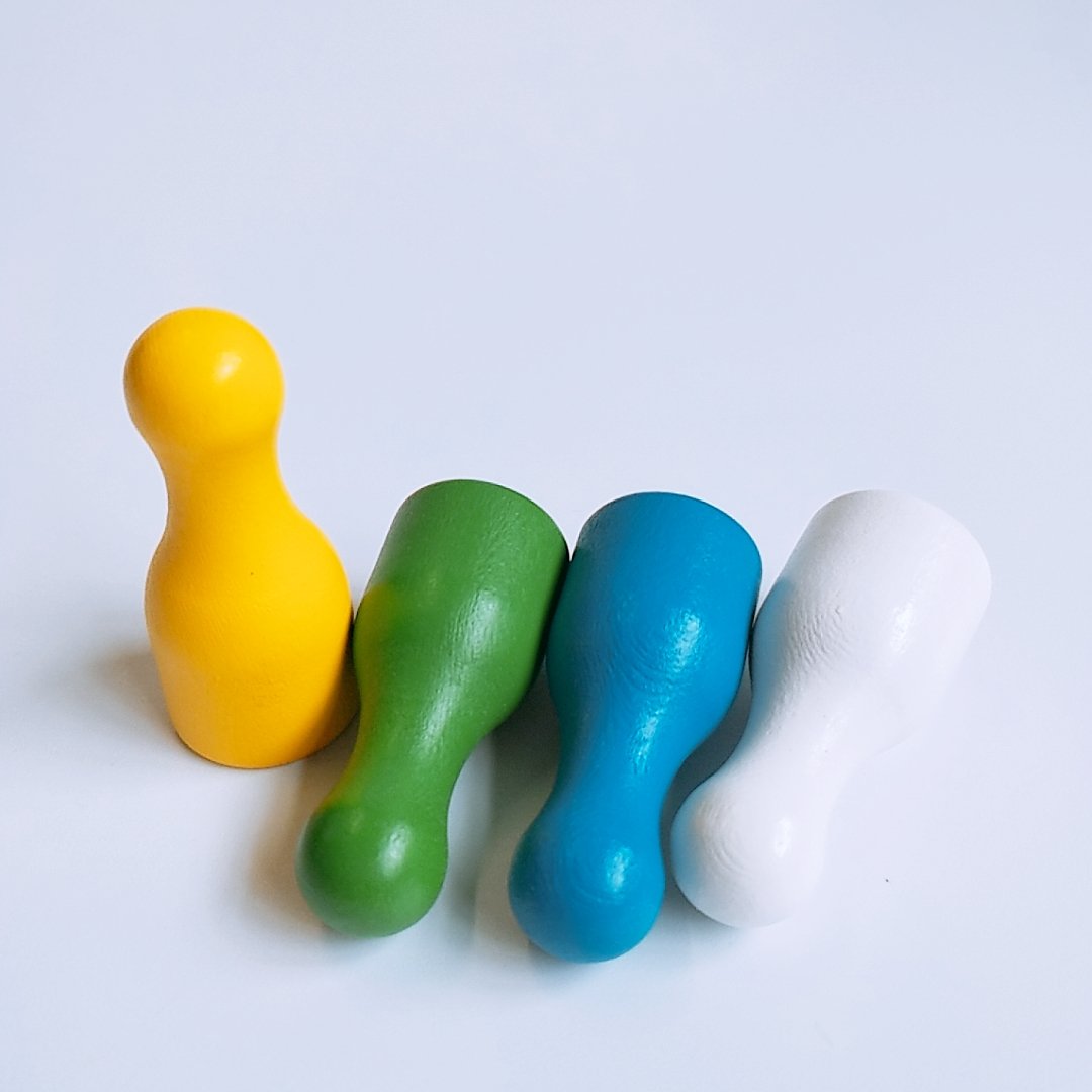 New wood Board Games High Quality Printing Pawns And Dices Set