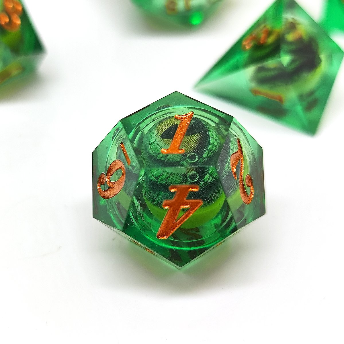 Custom Logo Dungeons & Dragons RPG Set 7 Polyhedral Crocodile Tears Metal Dice Liquid Core Resin Sharp Edge Dice Cup DND Game