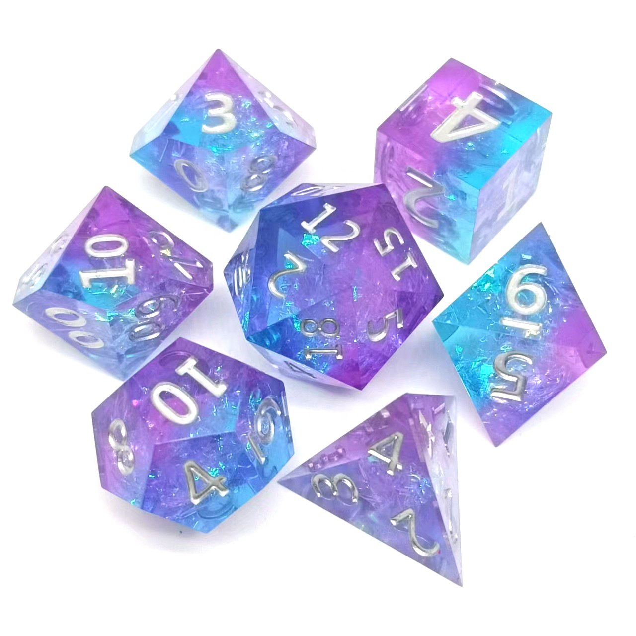 Polyhedral resin DND die set, hand polished sharp desktop D & D RPG game dice with contents