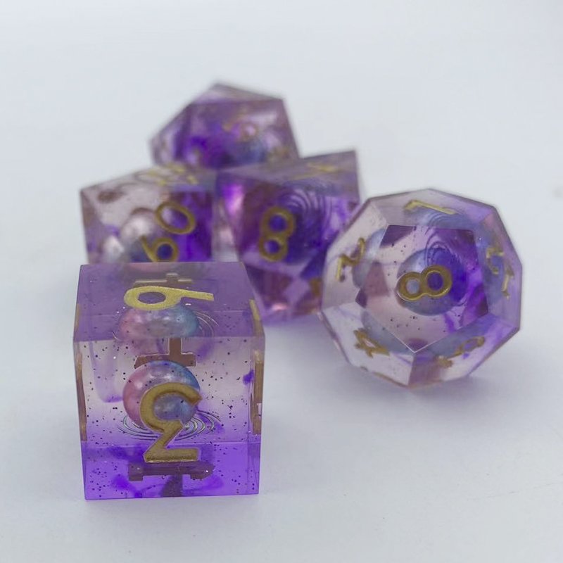 Custom polyhedral resin D20 DND Dice set 16mm sharp edge Christmas Liquid Core Eyeball Longan Planet dice