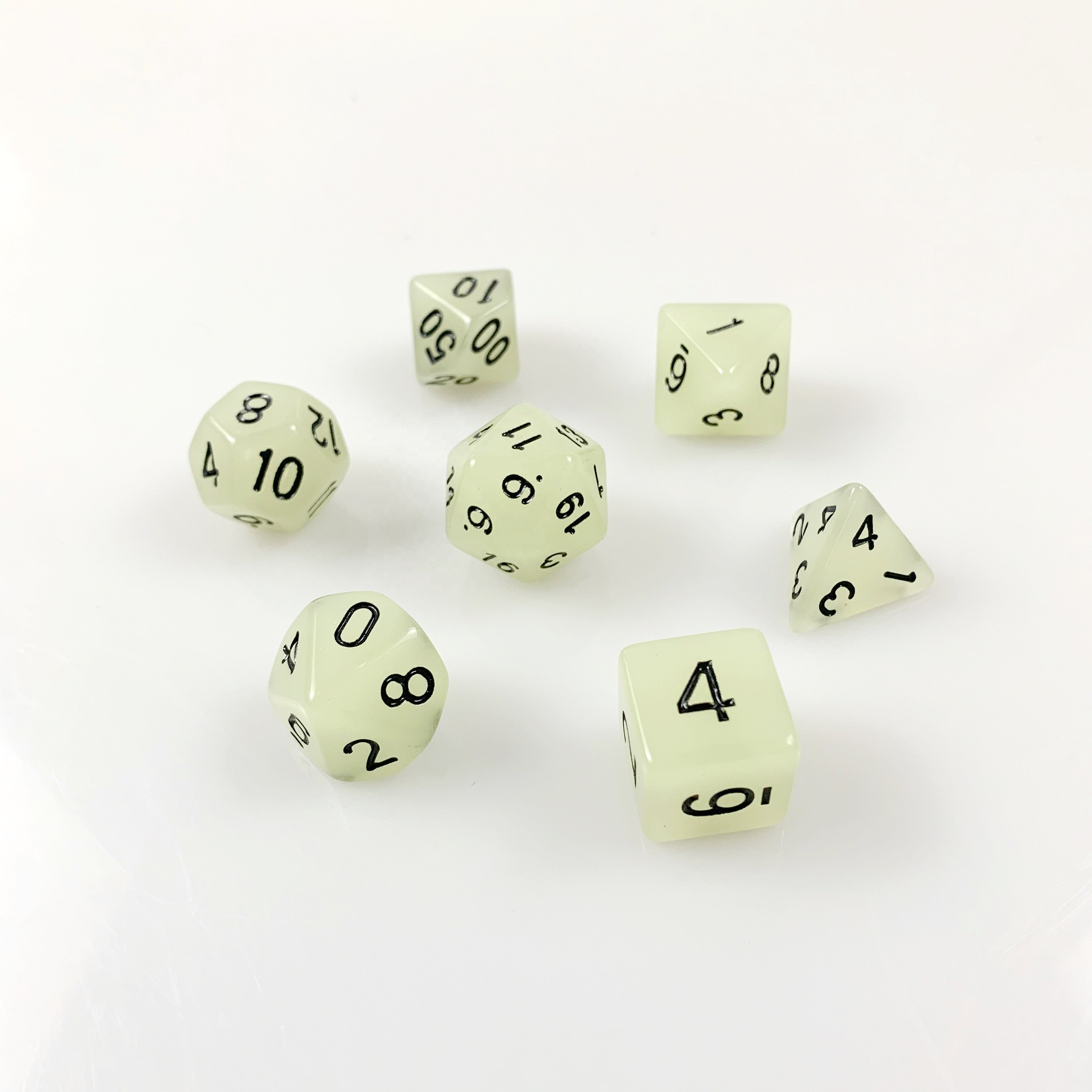 7pcs per set DND PRTG Polyhedron digital dice luminous fluorescent shinny dices set