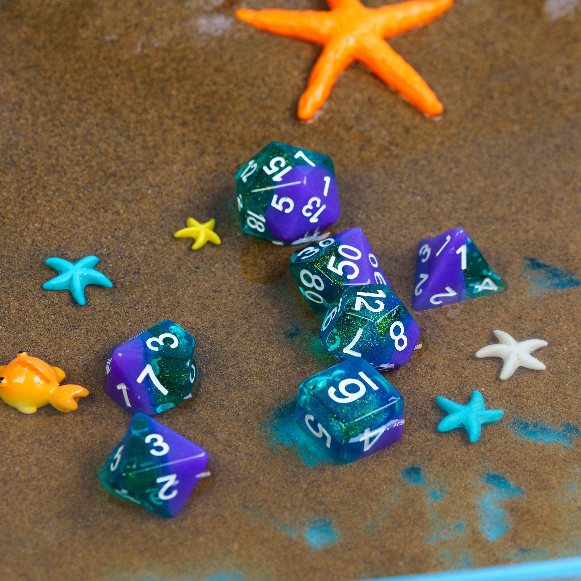 Udixi Plastic Polyhedral custom logo rpg dungeons and dragons resin colored dice game set Diagonals