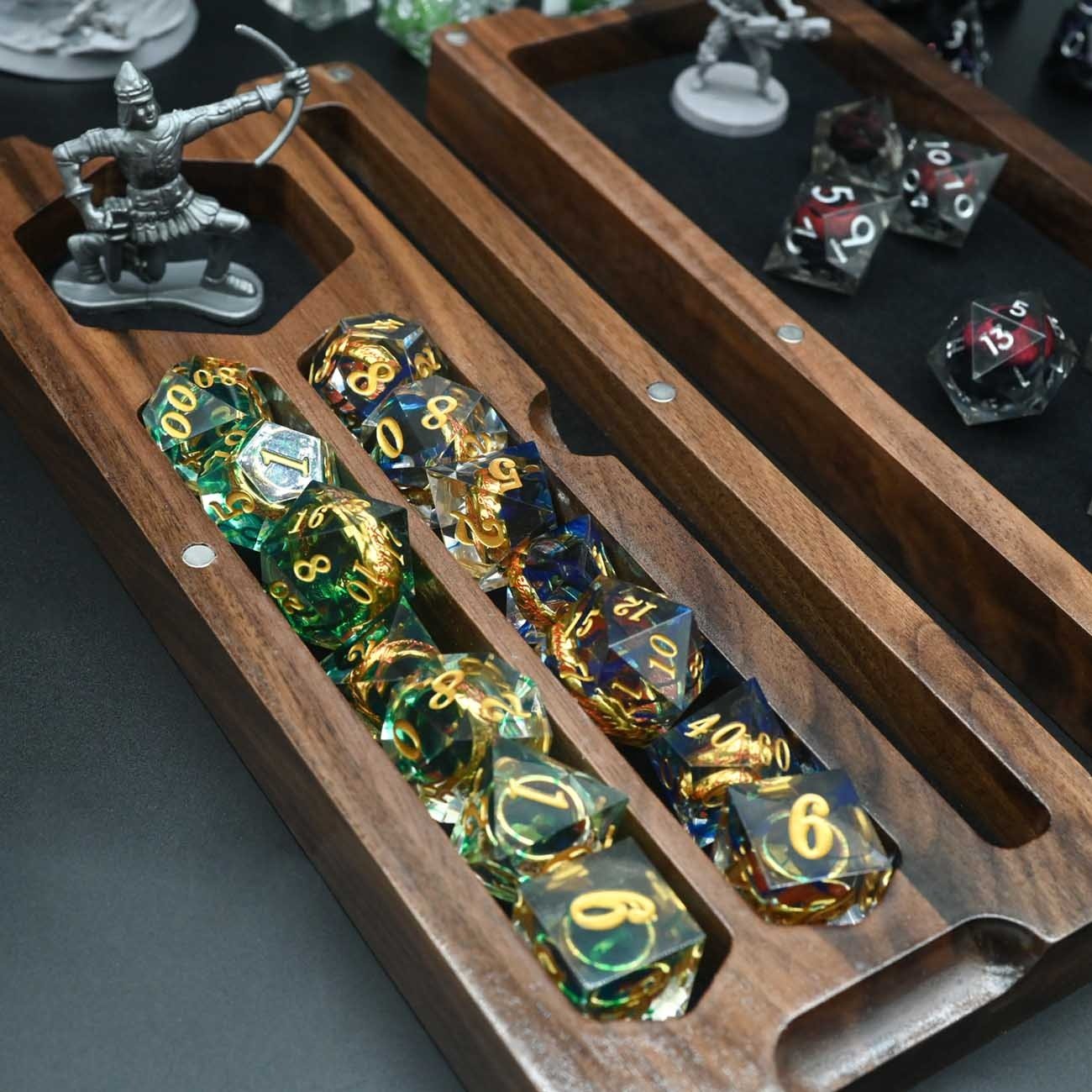 Classic Black Walnut Dungeons and Dragons Game Box Wooden Storage Box Dice Box with Magnetic Lid