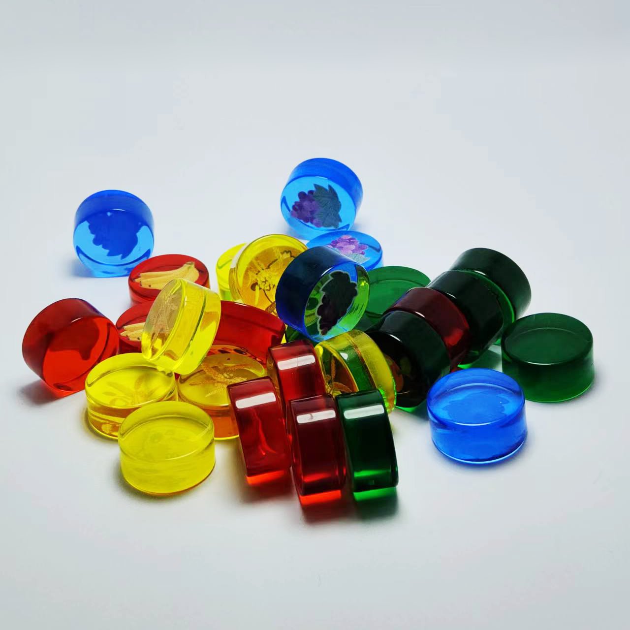 Manufacturer Customized Adult Games Hot selling light chess aeroplane chess flying chess as a bargaining chip dice poker chips