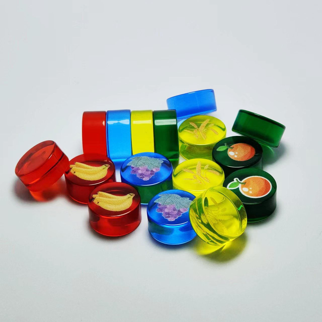 Manufacturer Customized Adult Games Hot selling light chess aeroplane chess flying chess as a bargaining chip dice poker chips
