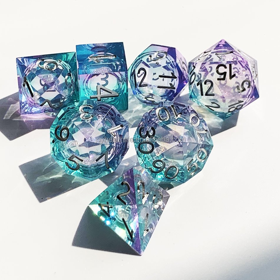 7pcs Dnd Resin Dice Set Sharp Edge Dices Rolling D20 Polyhedral Liquid Core Dungeons and Dragons Dice Handmade Crystal Green