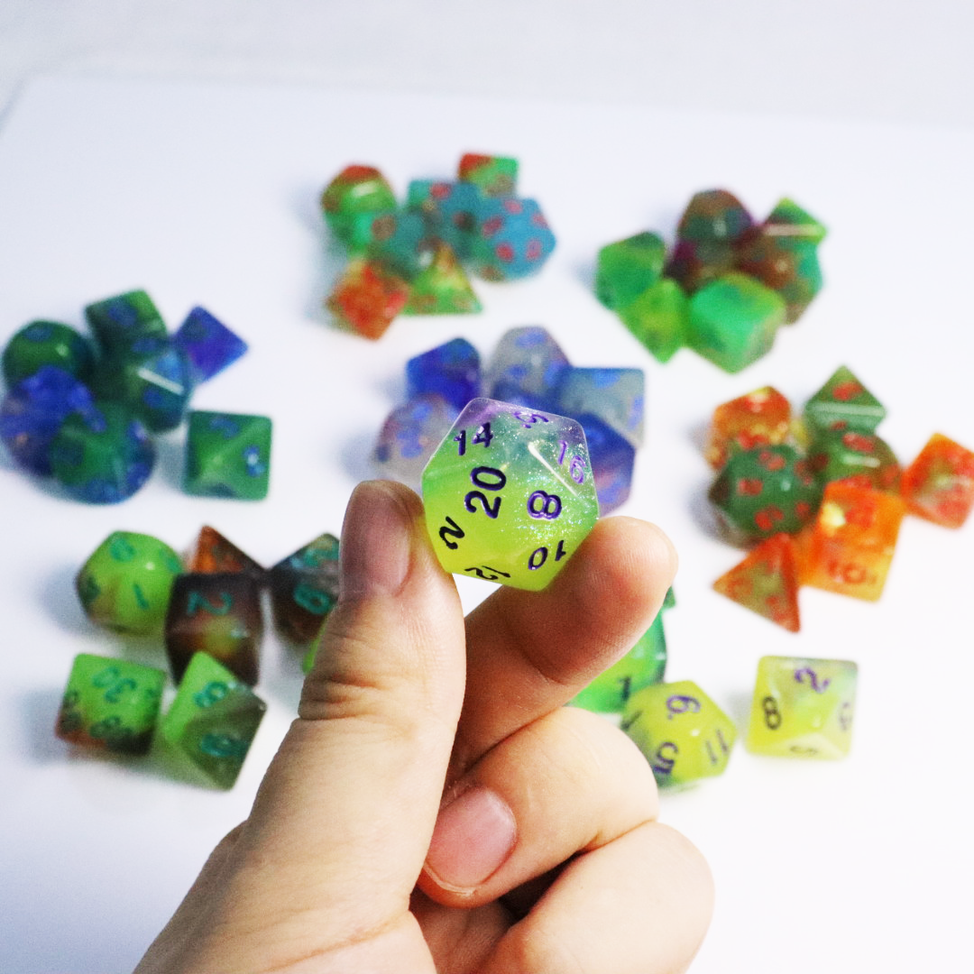 7pcs per set DND PRTG Polyhedron digital dice luminous fluorescent shinny dices set