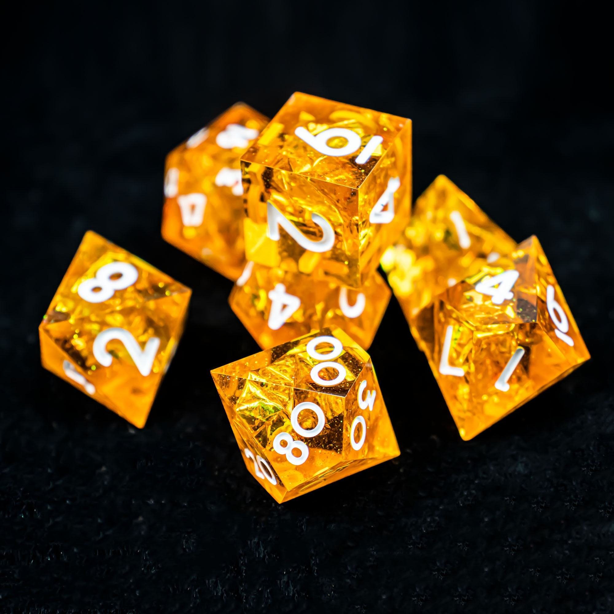 Custom Bulk Random Multiple Color Polyhedral 16MM 20MM D4 D6 D8 D10 D12 D20 Clear DND Sharps Edge Resin Dice Set