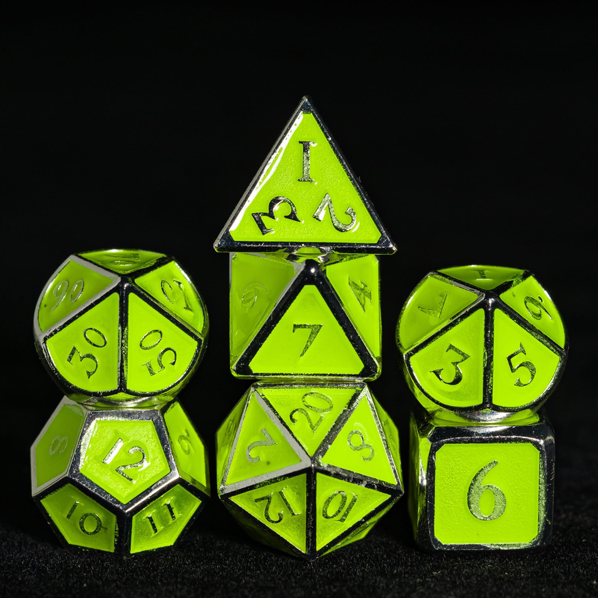 Udixi dnd Glow in the Dark Metal Dice Enamel with Metal Box Dungeons and Dragons board game