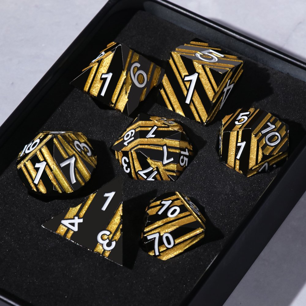 New Style Polyhedral Metal DND Dice Gold Stripe 7pcs Dice Set D&D for RPG Games And Board Games