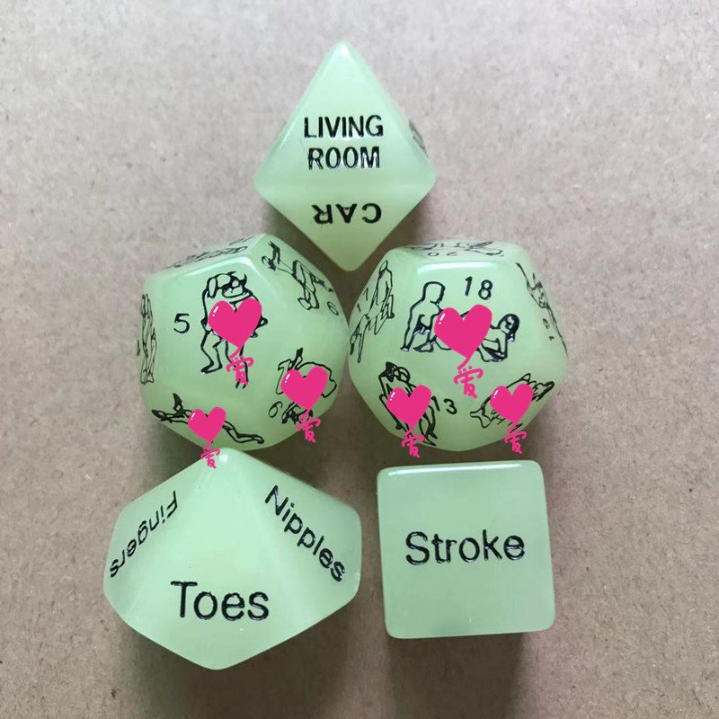 wholesale 5 In 1 Romantic Erotic Luminous Love Sex Dice Lovers Foreplay Personalized Position Dice Set Tool For Couples Party