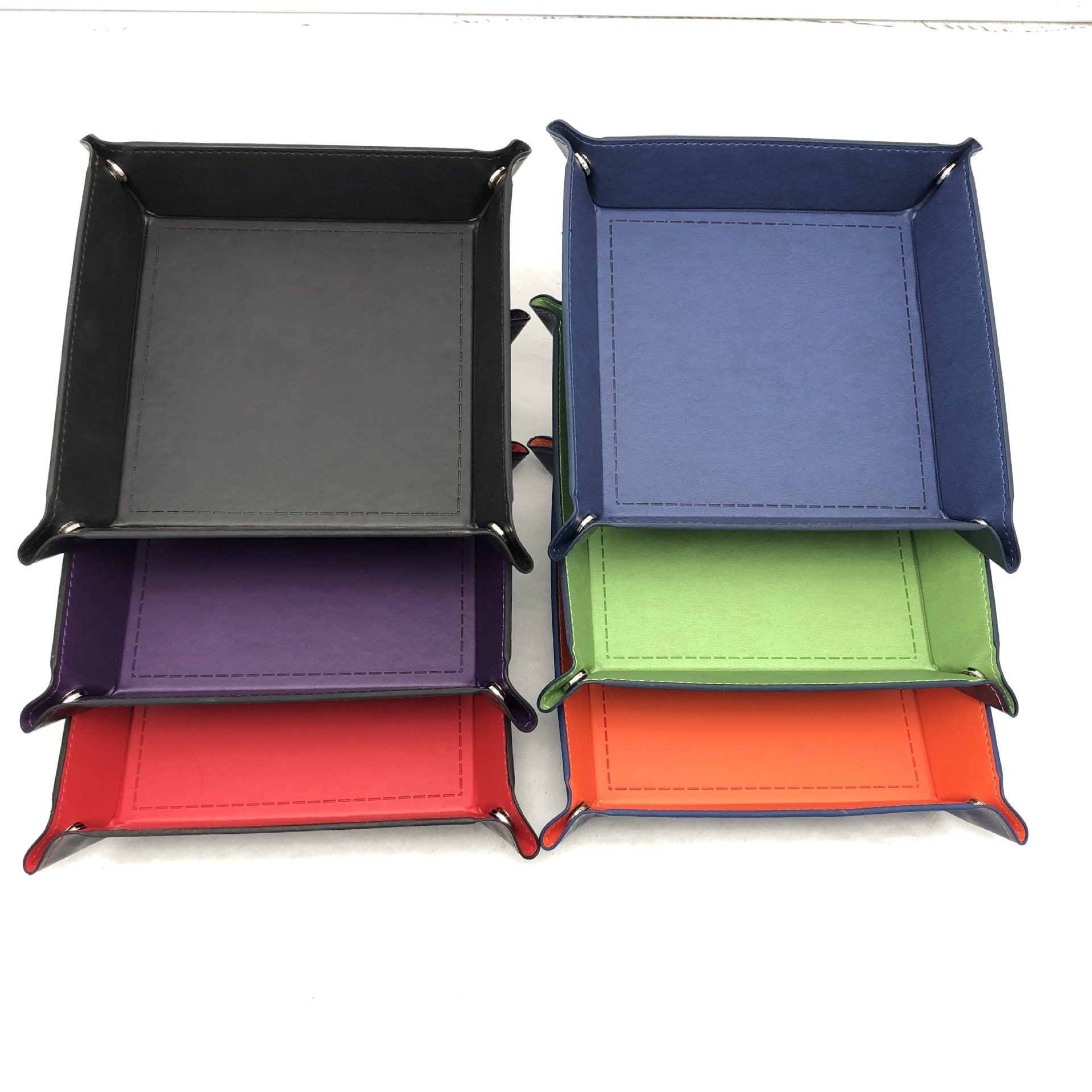 Multicolor custom Logo gambling Holder Rolling PU Leather Velvet Folding Case Dice Tray Cup Set Velvet for DND RPG Dice Tray