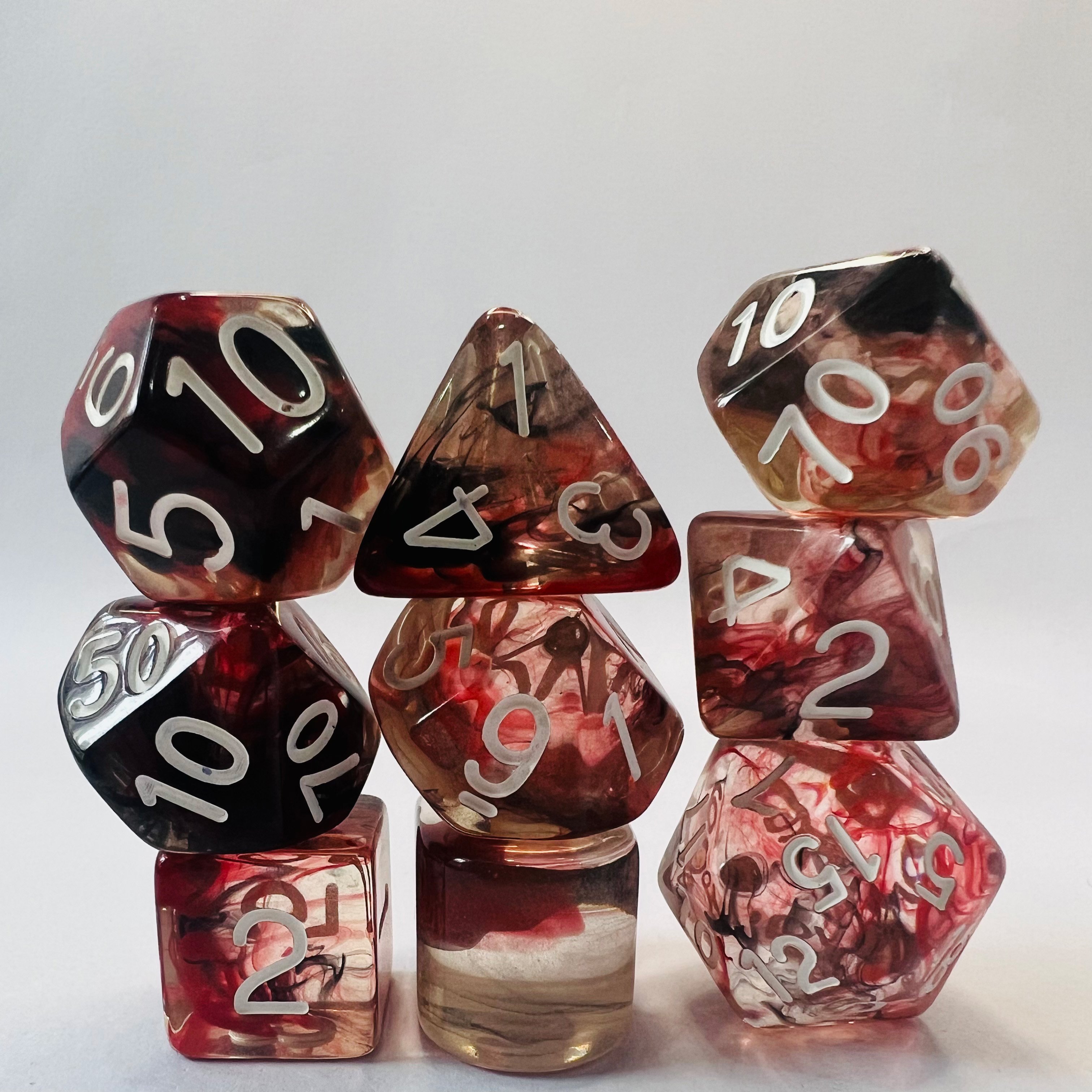 Custom Logo Polyhedral Dungeons & Dragons 16mm Rpg Purple Transparent Made Of Plastic DND Resin Dice Set