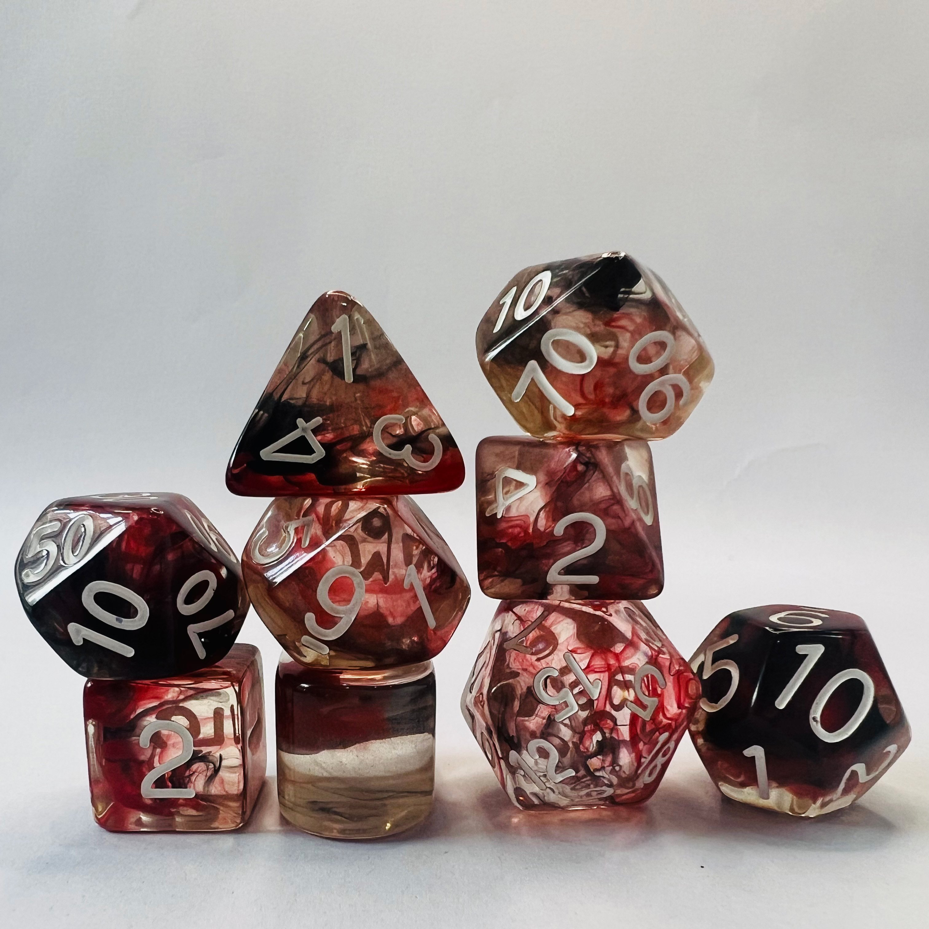 Custom Logo Polyhedral Dungeons & Dragons 16mm Rpg Purple Transparent Made Of Plastic DND Resin Dice Set
