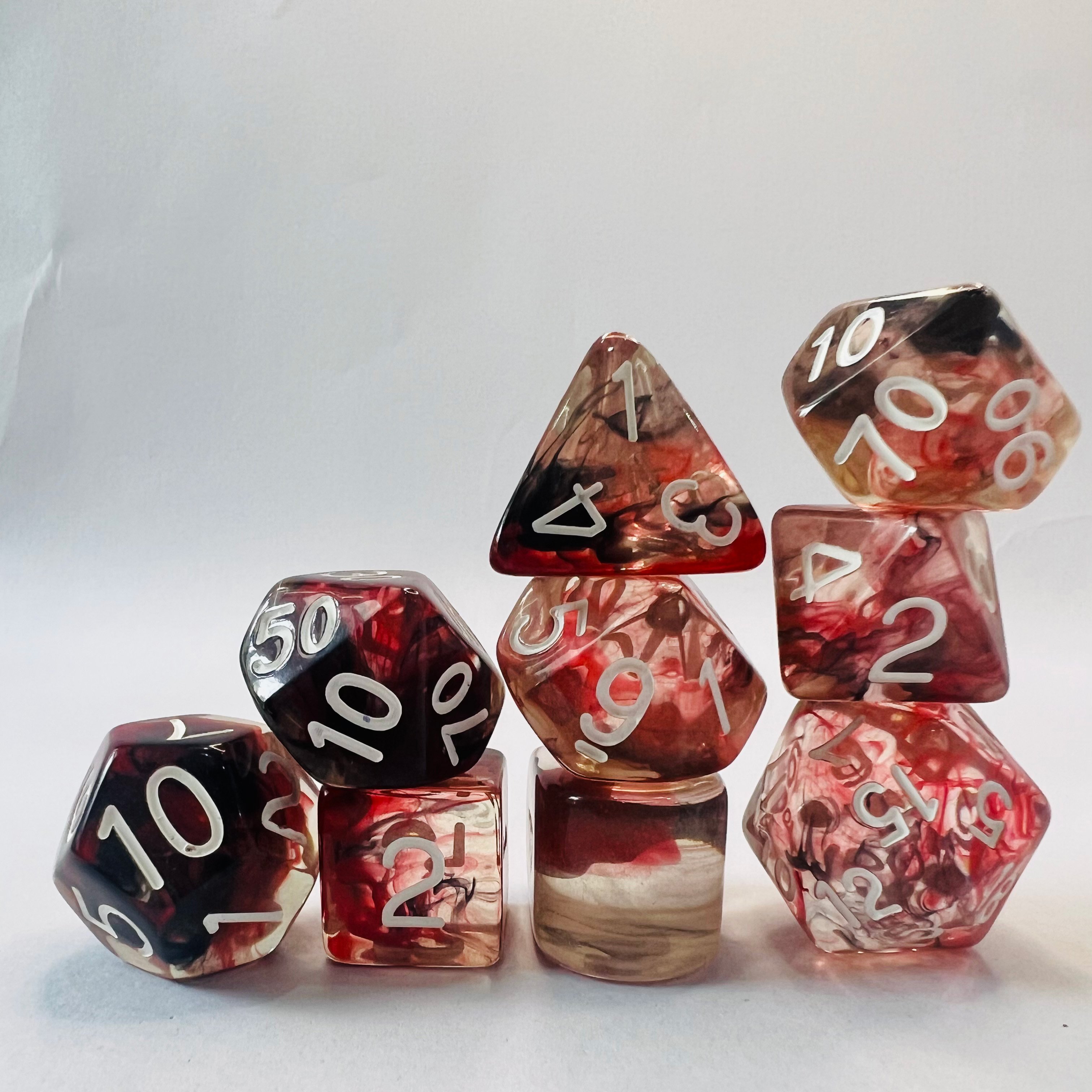 Custom Logo Polyhedral Dungeons & Dragons 16mm Rpg Purple Transparent Made Of Plastic DND Resin Dice Set