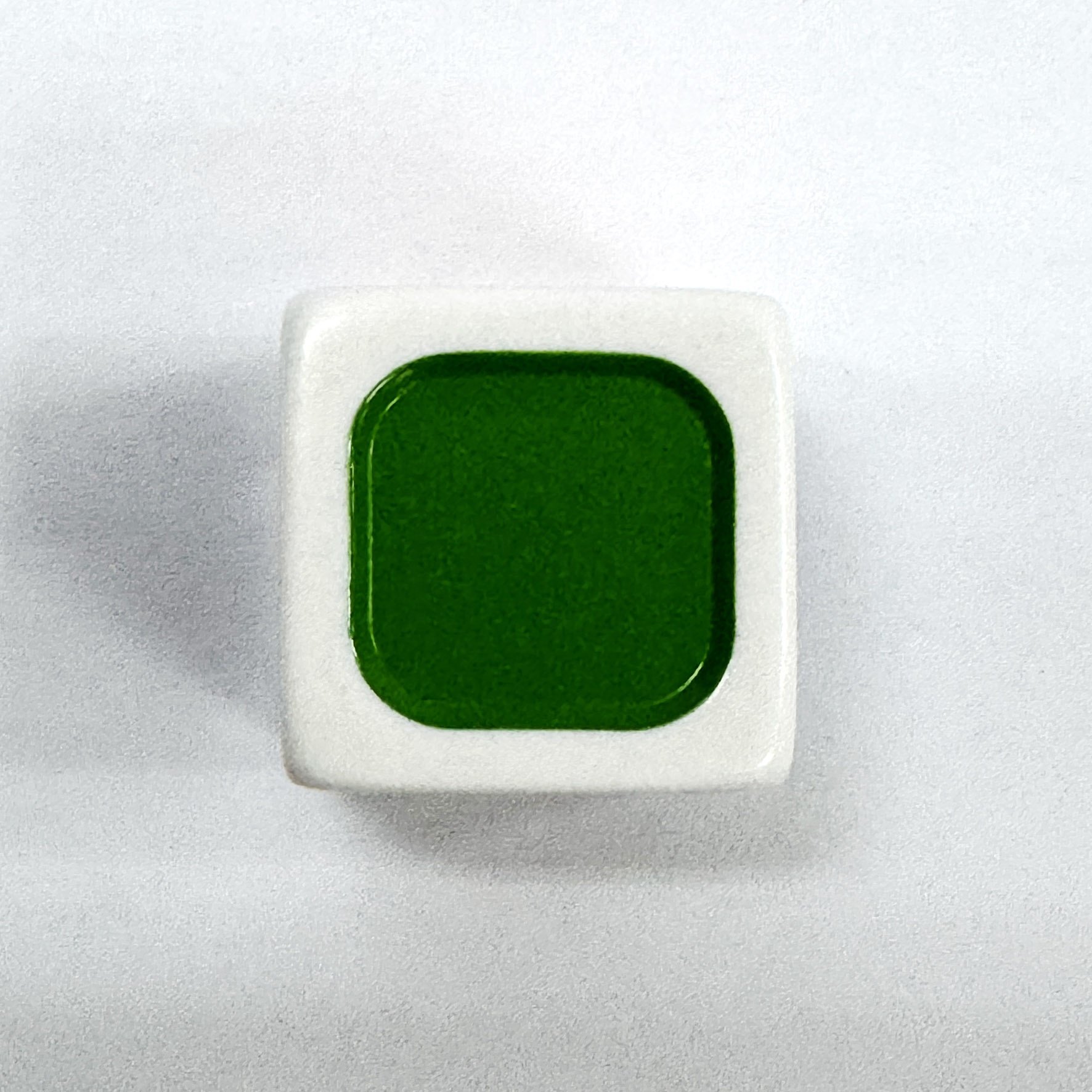 High Quality 19mm UREA Recessed Colorful Dice for Family Board Games custom