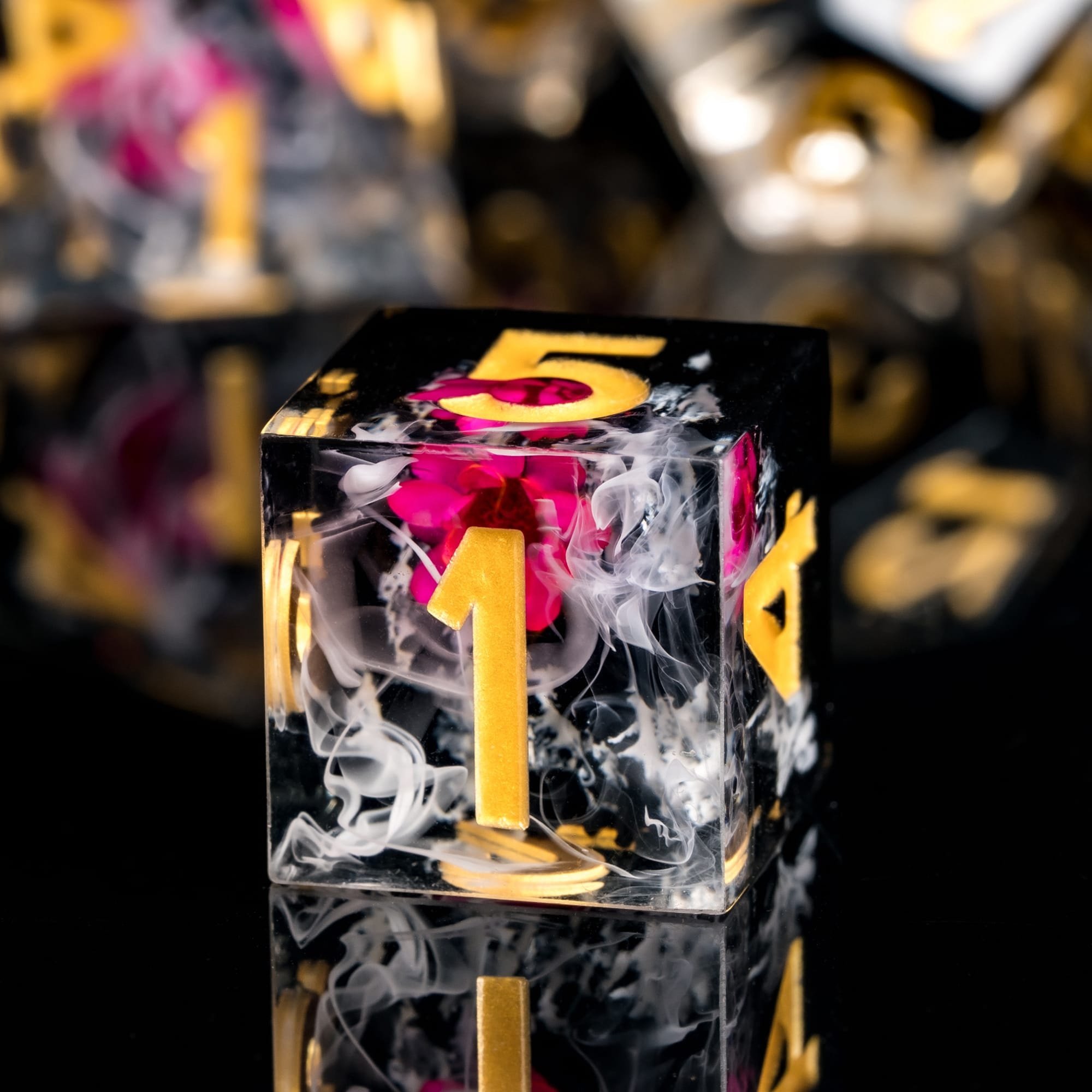 Udixi Custom Handmade Sharp Colorful Electroplating Resin Dice Dungeons and Dragons DND board game Dice Set