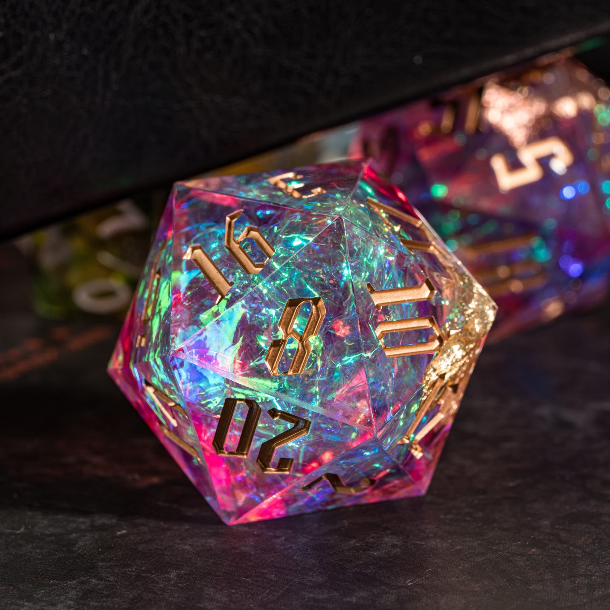 Udixi polyhedron dungeons and dragons d&d custom logo resin sharp edge 20 sides rpg 33mm D20 dice