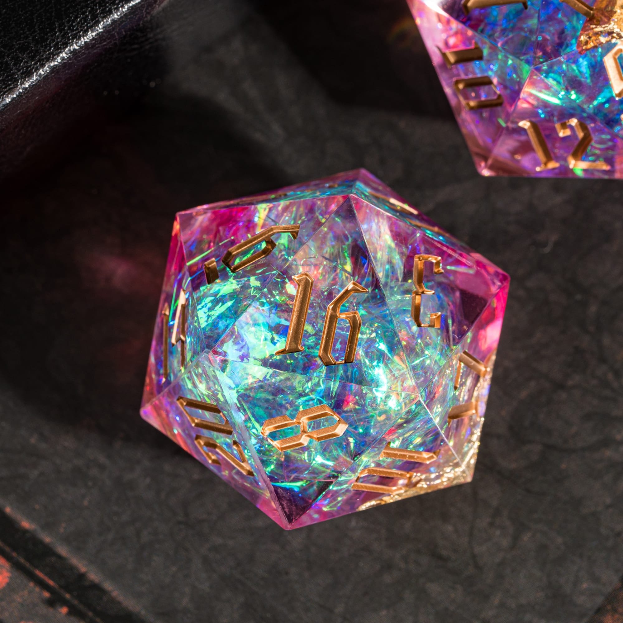 Udixi polyhedron dungeons and dragons d&d custom logo resin sharp edge 20 sides rpg 33mm D20 dice