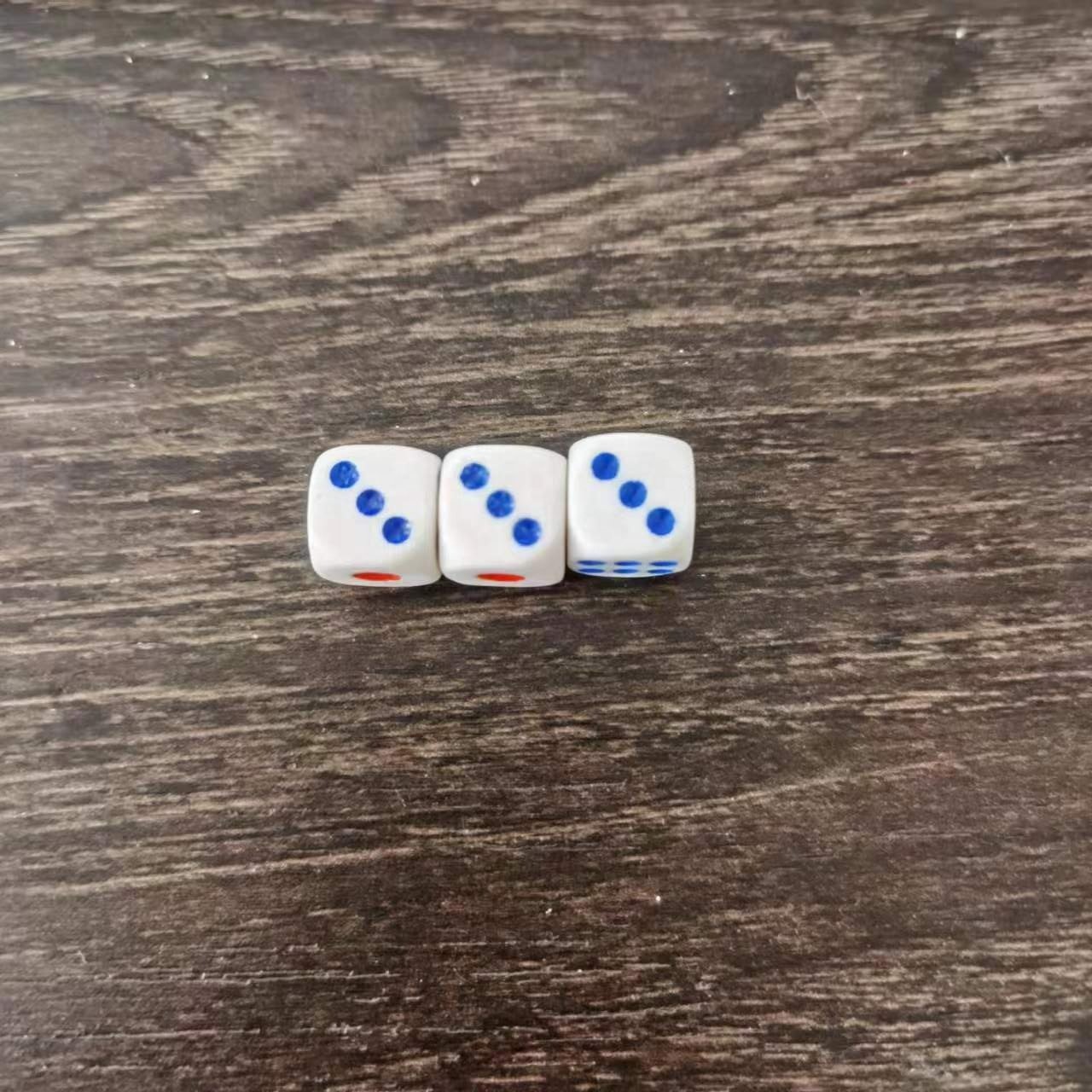 WHOSALE 11MM WHITE DICE D6 DOT DICE