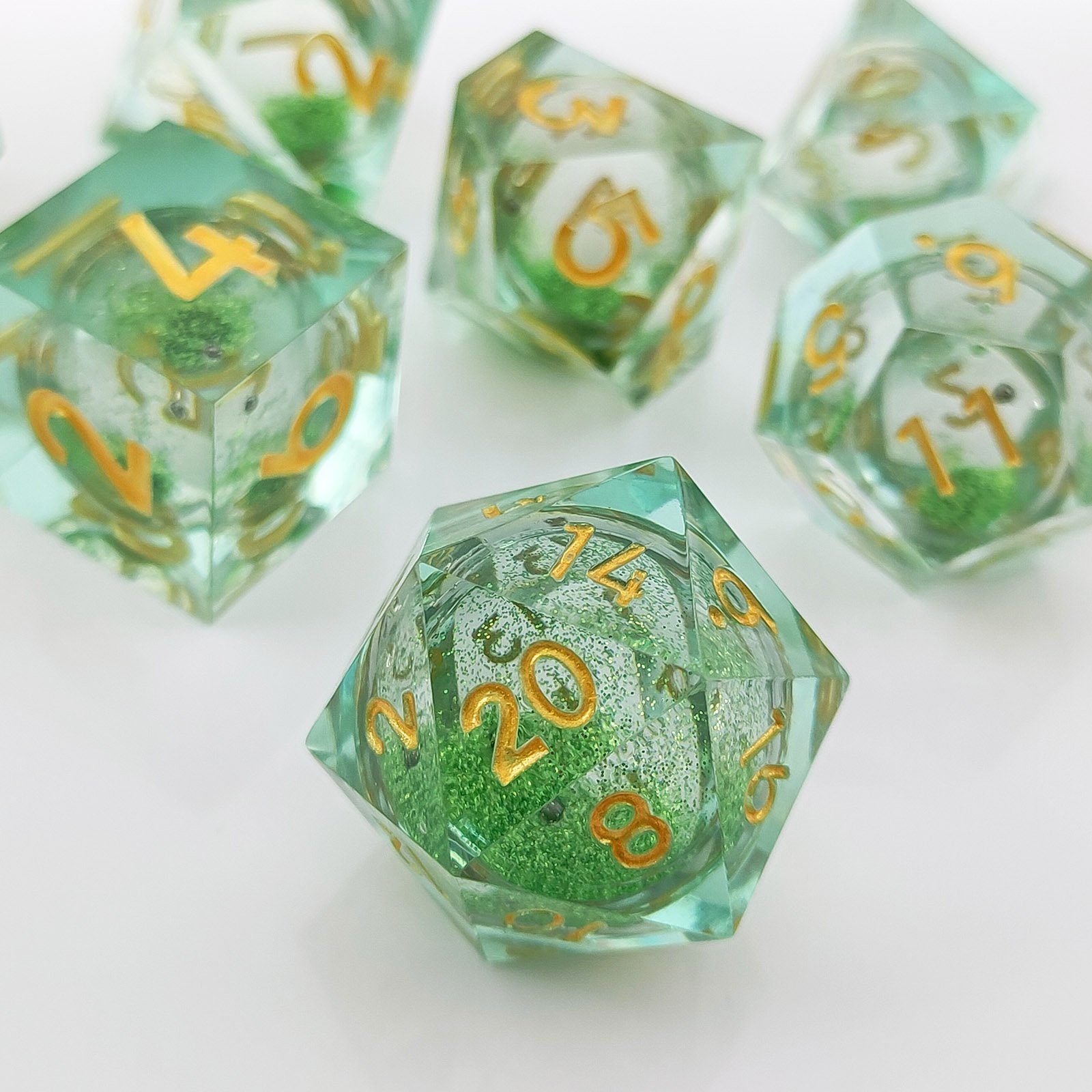 Wholesale polyhedral custom fuzzy crystal dice dungeon and dragon role-playing game dice set D6 D12 D20 dnd resin dice set