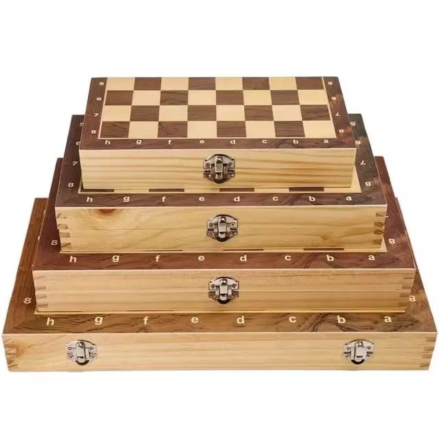 Classic Metal Chess Base Adult Chess Set with Metal and Wooden Chess Men Black White Box Brass Packaging Board Color Combo Type