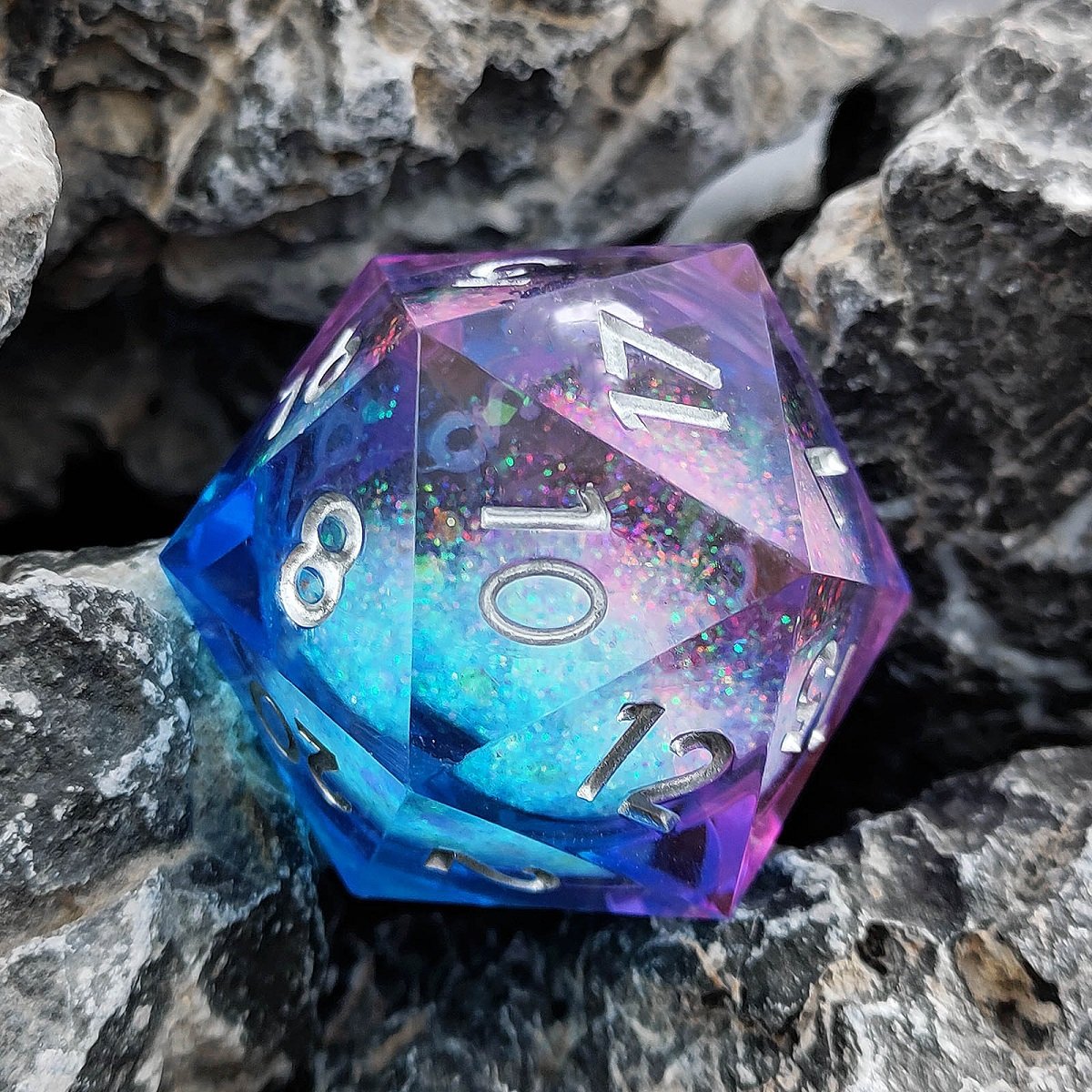 Wonderland Quicksand Large 35mm Transparent Resin Dice Liquid Core Big D20 Dice for DND Lover