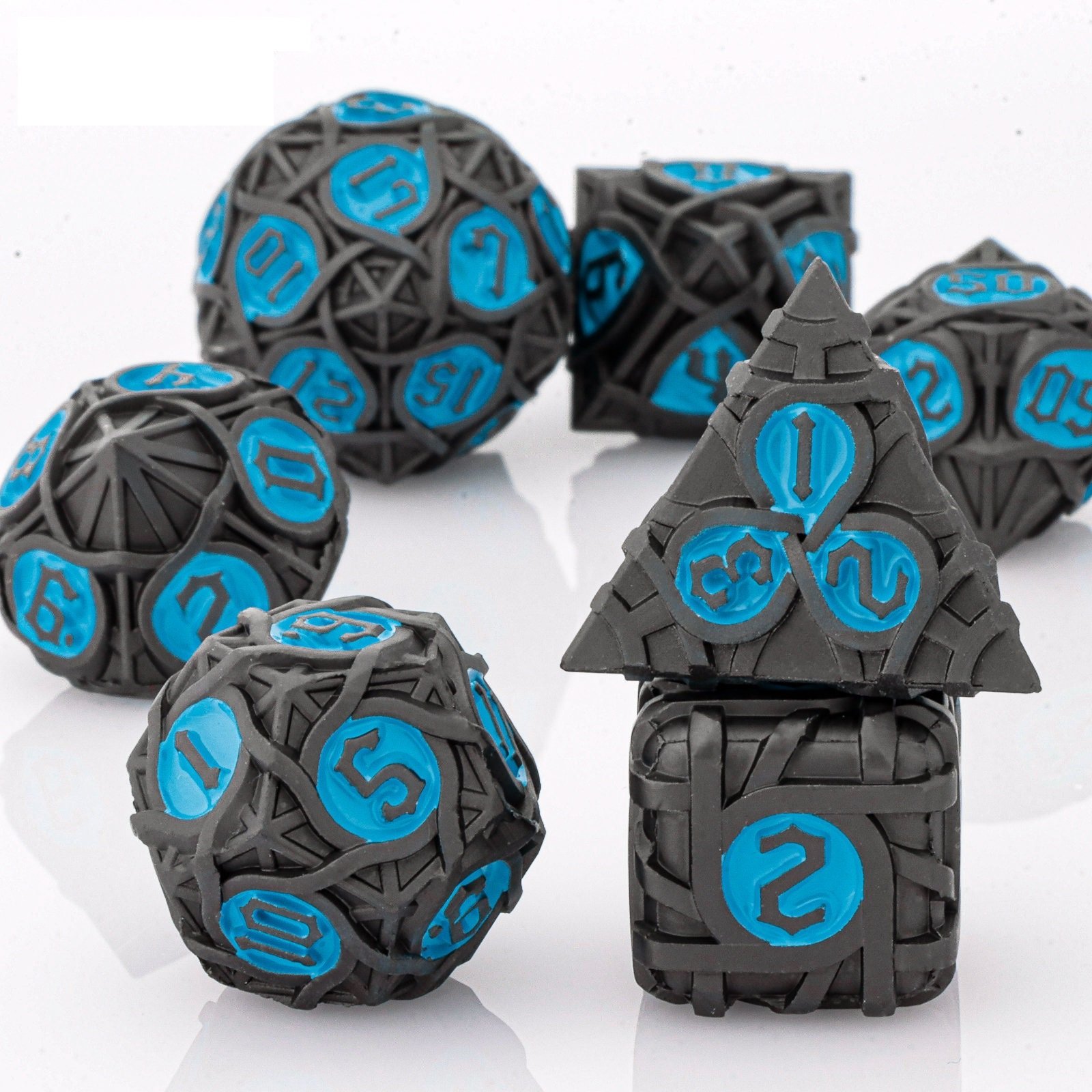 Super September Metal Polyhedral Dice Set DND Board Game A set of Metal Dices Metal Polyhedral Dice Set DND