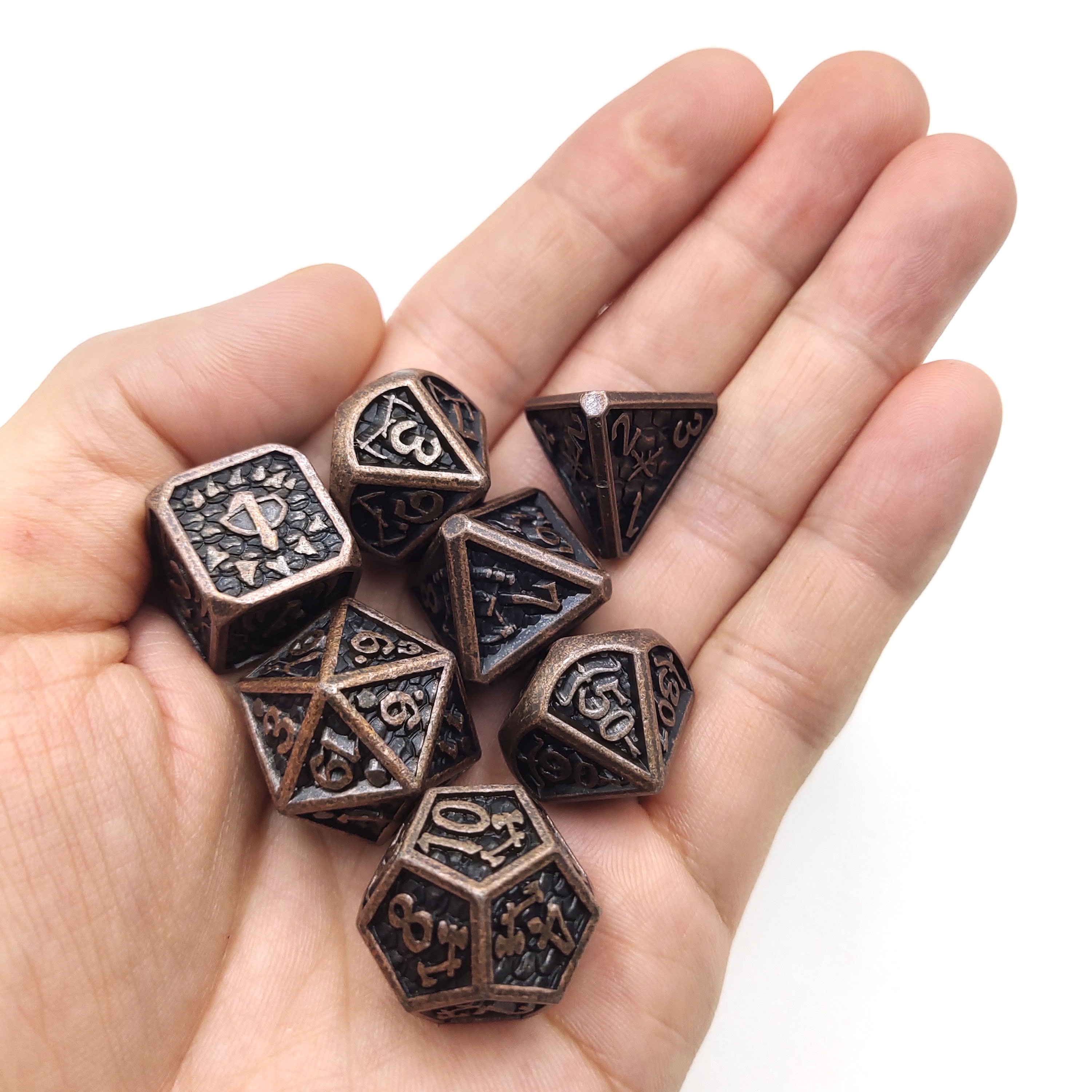 factory direct sale the barrel painting of Dragon Wars series metal polyhedral dice round edge dice entertainment game dice