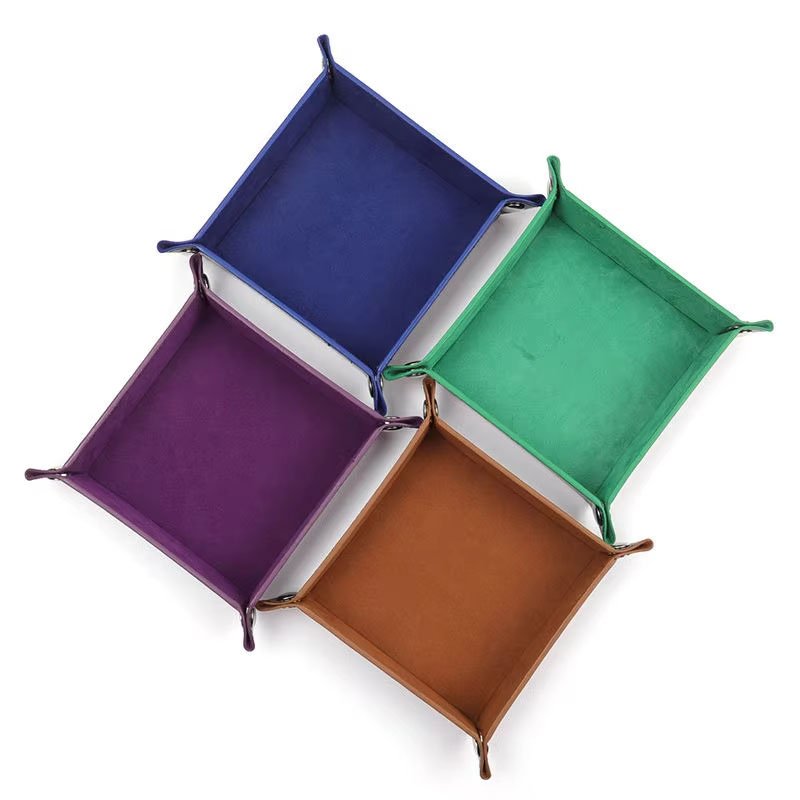 Wholesale PU leather dice Holder Rolling Folding Storage dice tray for Board Game Accessories