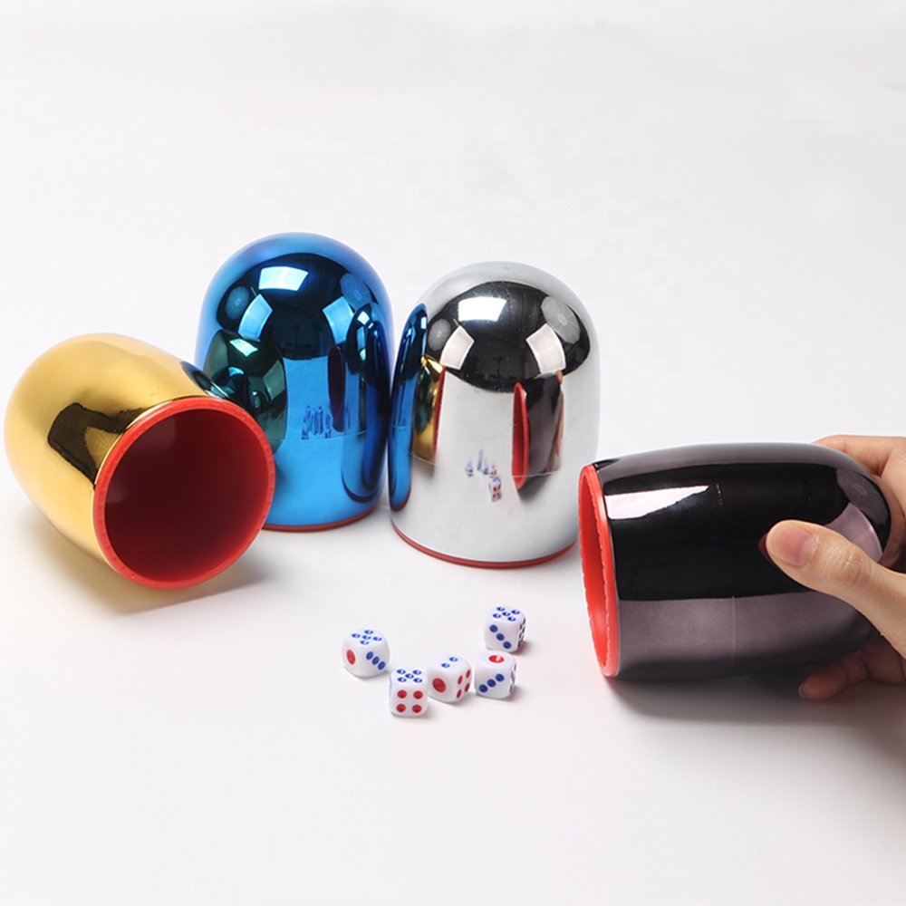 Factory wholesale quality electroplated dice drinking cup plastic dice game cup casino dice cup set customization