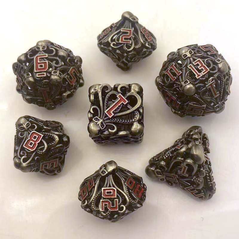 COC Polyhedron Metal Hollow dice Polyhedron Shape DND Dungeons & Dragons COC Board game Board game Dice Skull