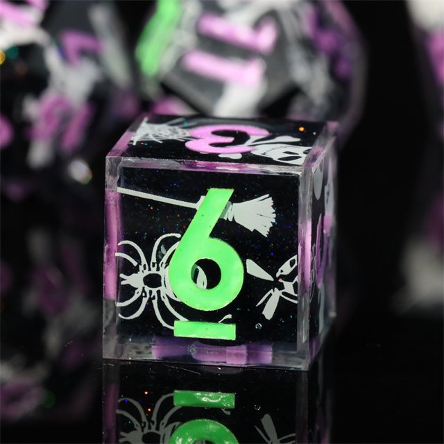 MINI PLANET Handmade Custom Dragon Dungeon DND RPG Dice Set Liquid Core Luminous Resin with Sharp Edges Board Game Accessory