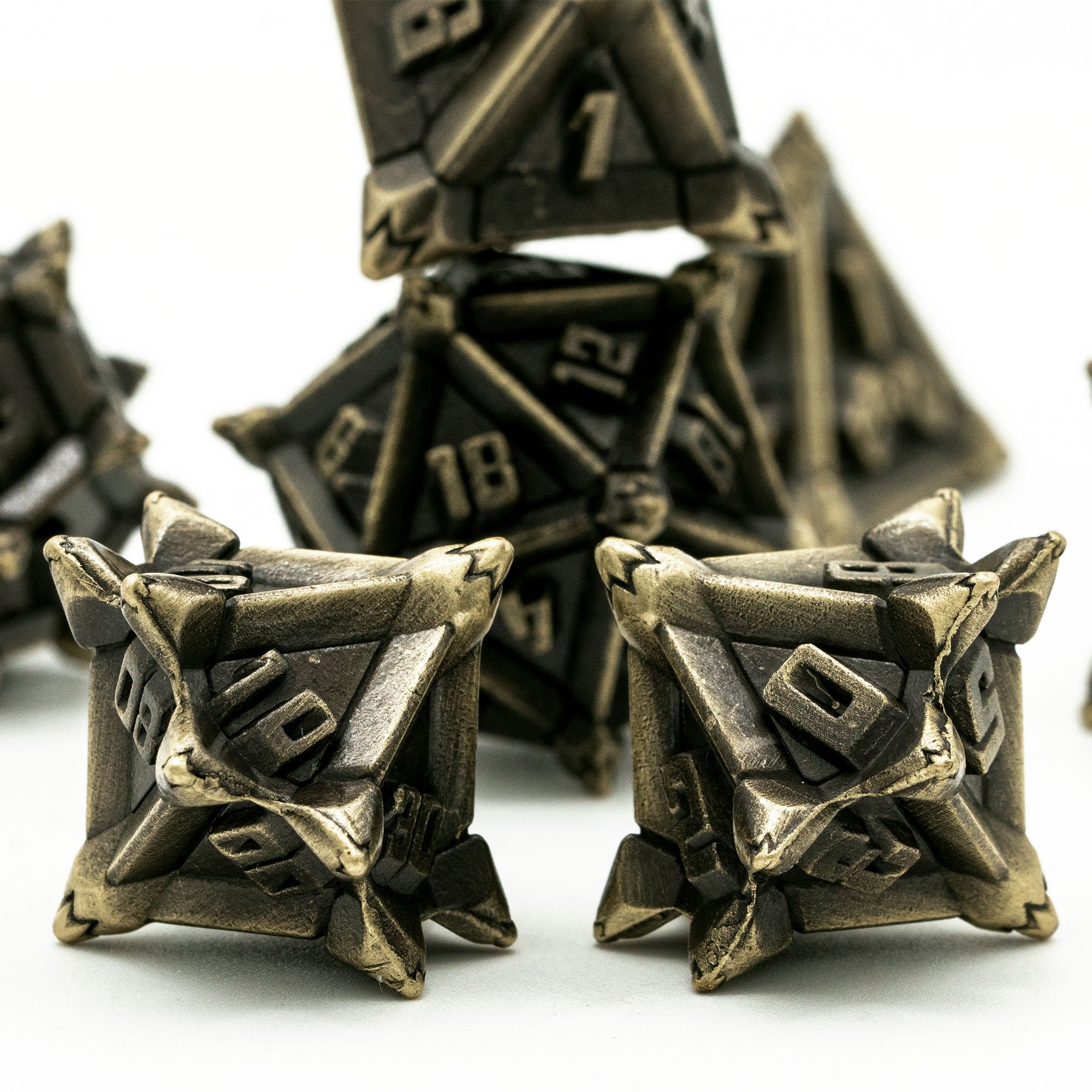 Udixi polyhedral dungeons and dragons mental metal rpg custom logo dice set Pinwheel